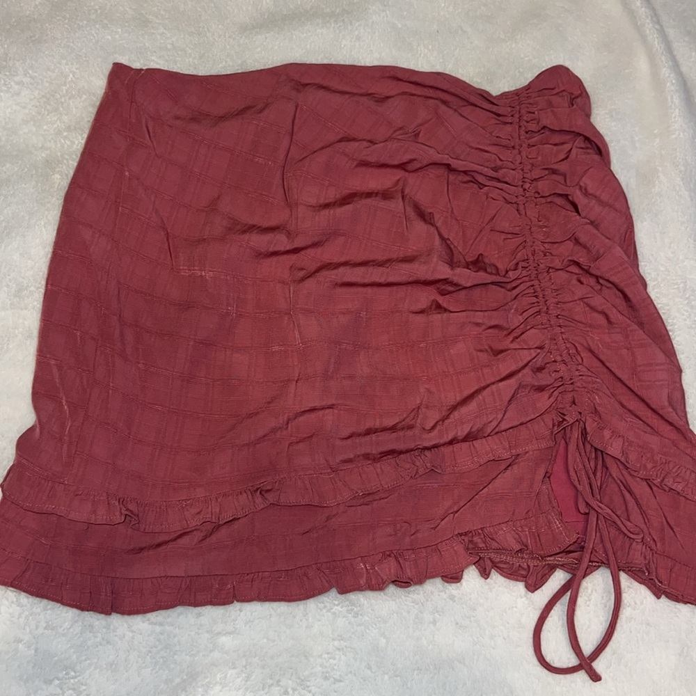Deluxe Details Pink Drawstring Ruched Ruffle Mini Skirt - Picture 2 of 2